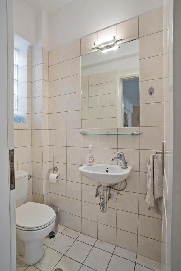 Apartment Paradeisos *
